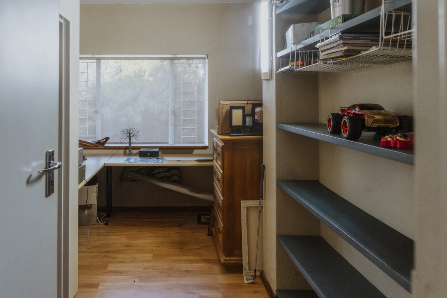 4 Bedroom Property for Sale in Buitenverwagting Western Cape